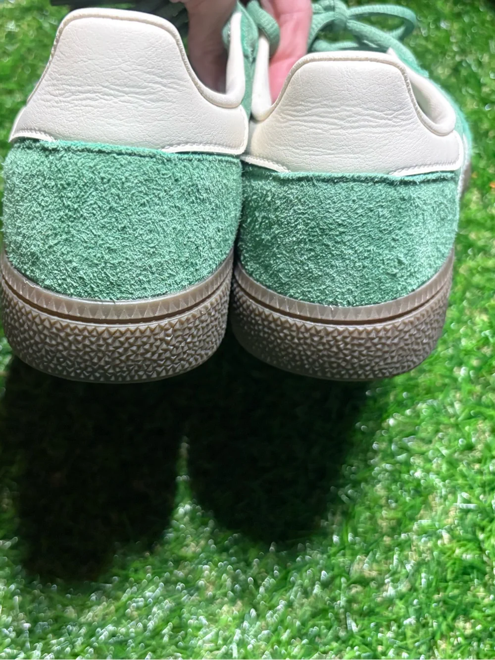 adidas Spezial Suede Sneakers in Green with White Stripes mens 6, Women’s 7